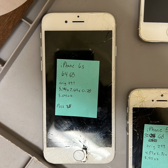 Cell Phone Accessories available with electronic purchase! - Picture 7 of 16